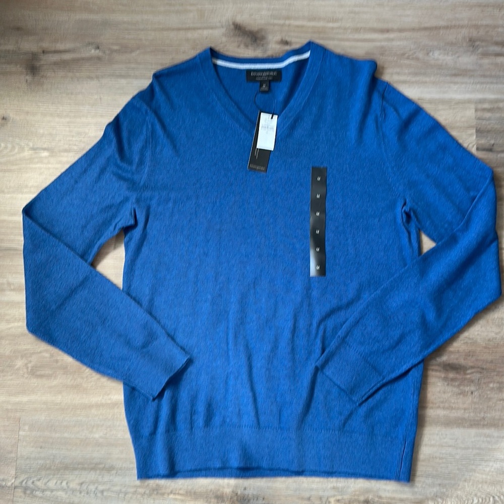 Banana Republic Blue Premium Luxe Yarn V-Neck Sweater Men’s Medium